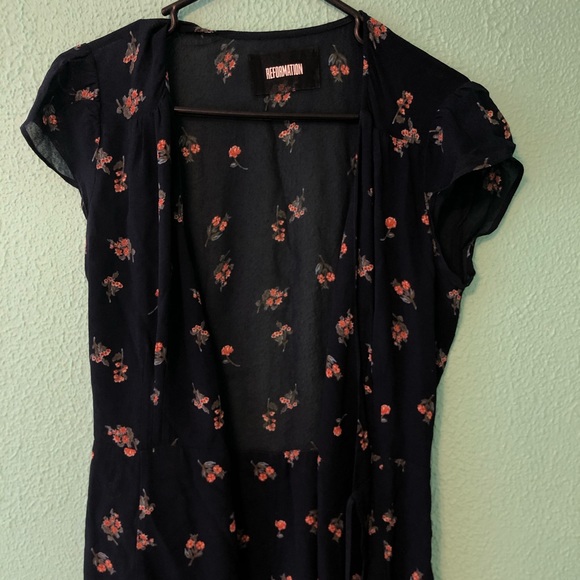 Reformation dress - Picture 2 of 5